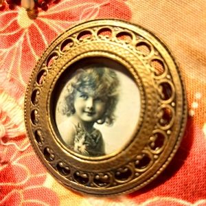 2 vintage photo brooches